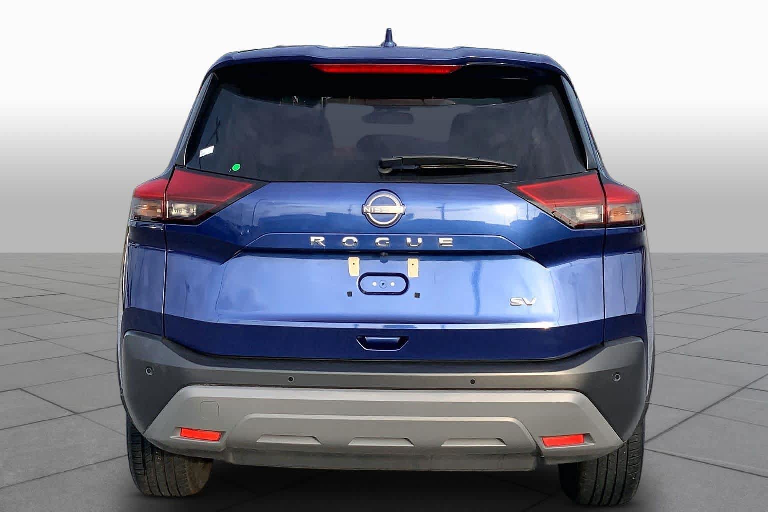 Used 2023 Nissan Rogue SV FWD image 5