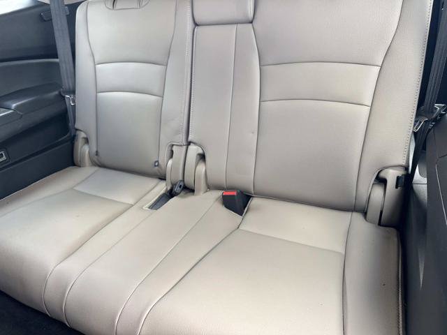 Used 2017 Honda Pilot Touring image 15
