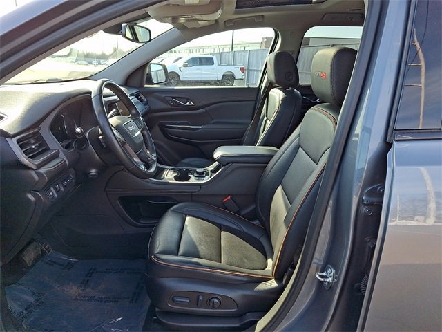 Used 2022 GMC Acadia AT4 w/ Technology Package image 13
