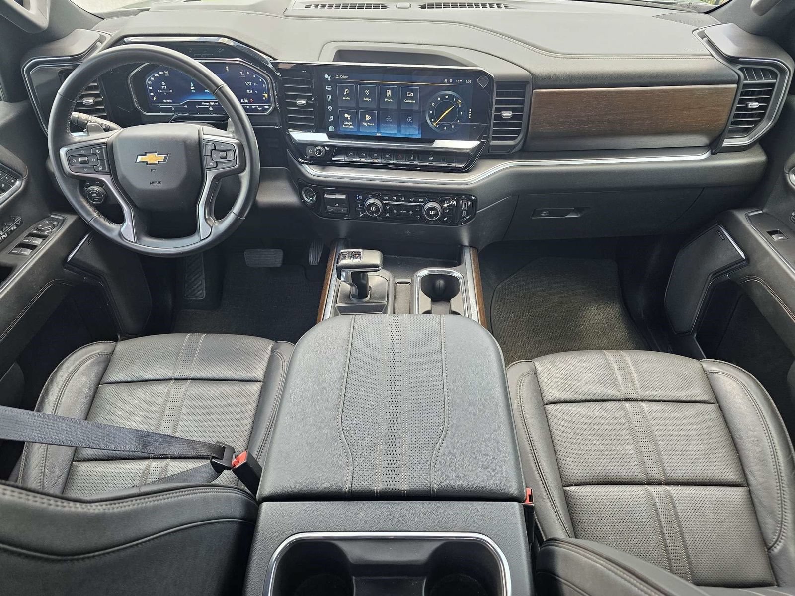 Used 2024 Chevrolet Silverado 1500 High Country w/ Technology Package AWD/4WD image 14