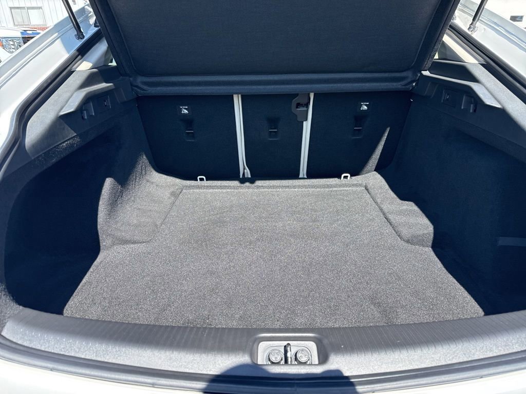 Used 2018 Buick Regal Essence w/ Sights and Sounds Package FWD image 13