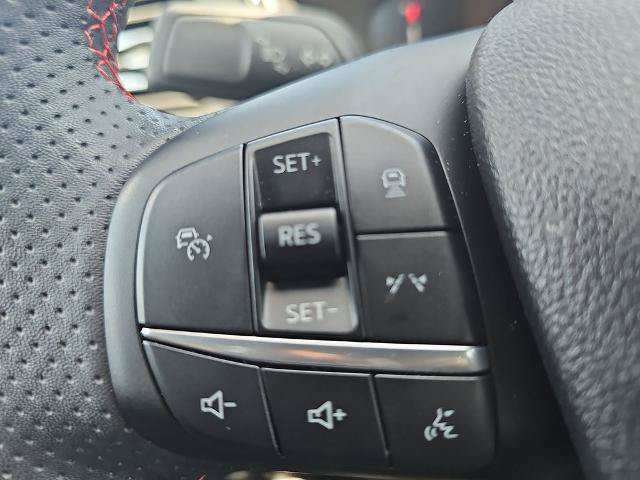 Certified 2023 Ford Escape ST-Line w/ Tech Pack #1 FWD image 17