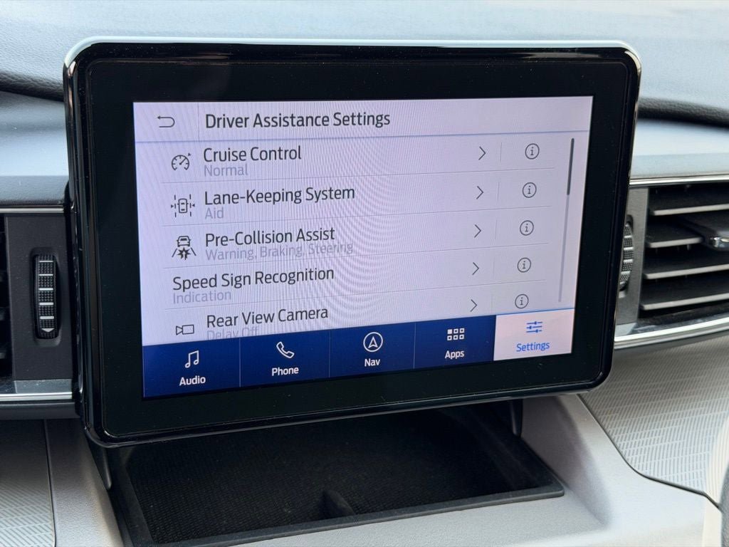 Certified 2023 Ford Explorer XLT w/ Equipment Group 202A RWD image 39