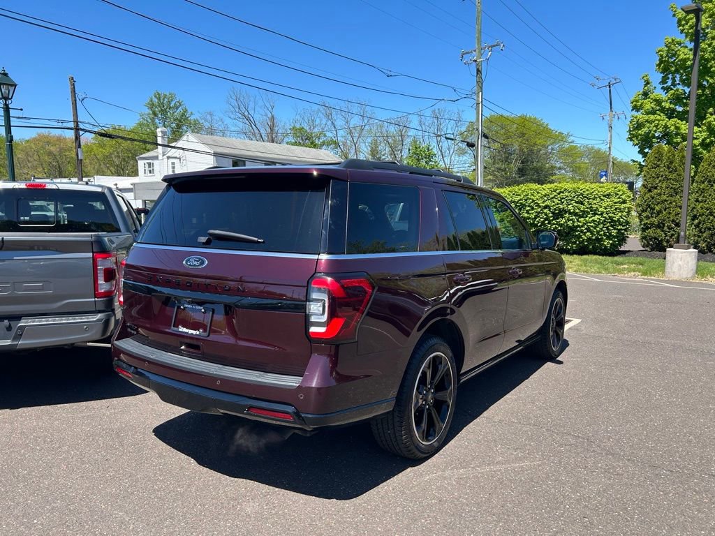 Certified 2023 Ford Expedition Limited AWD/4WD image 3
