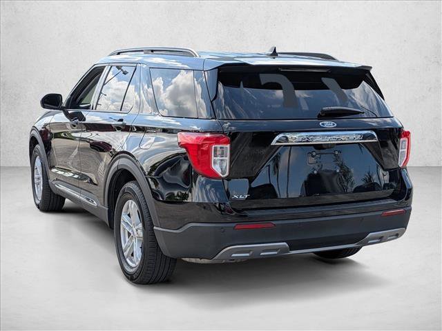 Certified 2023 Ford Explorer XLT w/ Equipment Group 202A RWD image 5