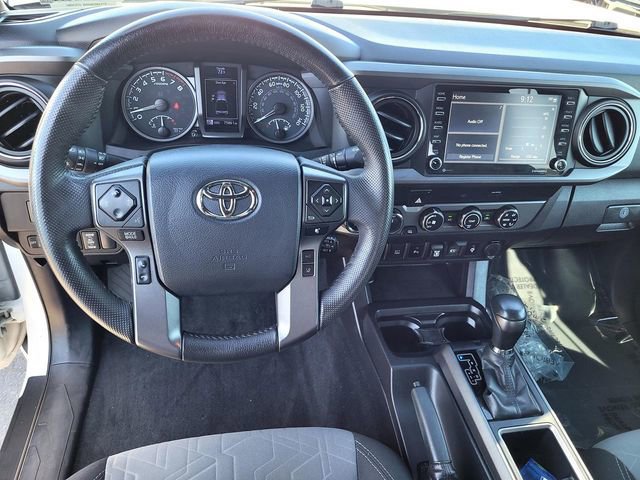 Used 2020 Toyota Tacoma TRD Off-Road w/ Technology Package image 9