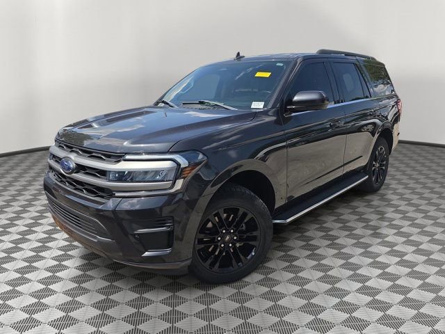 Certified 2023 Ford Expedition XLT RWD image 2