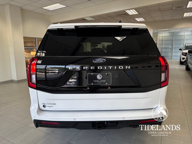 Certified 2025 Ford Expedition Active RWD image 7