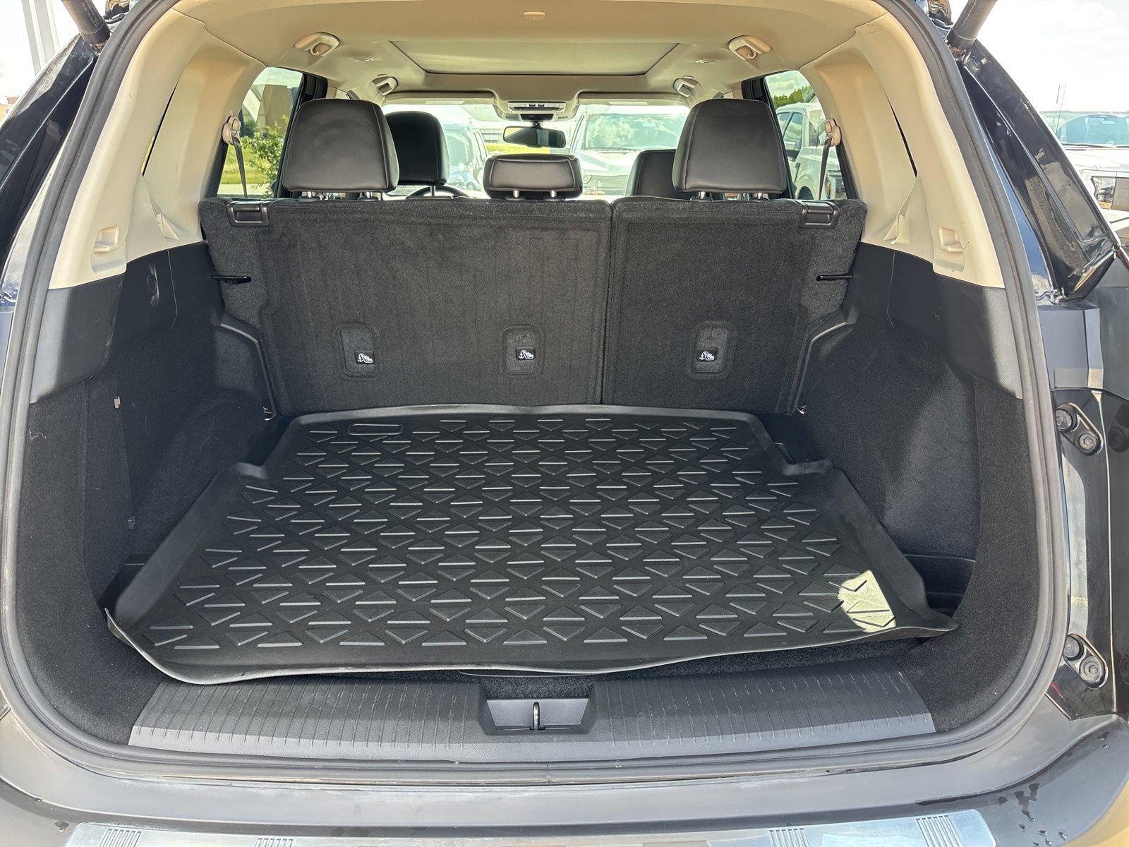 Used 2022 Nissan Rogue SL FWD image 5