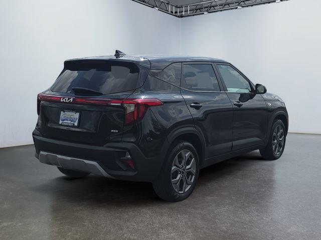 Used 2024 Kia Seltos LX AWD/4WD image 5