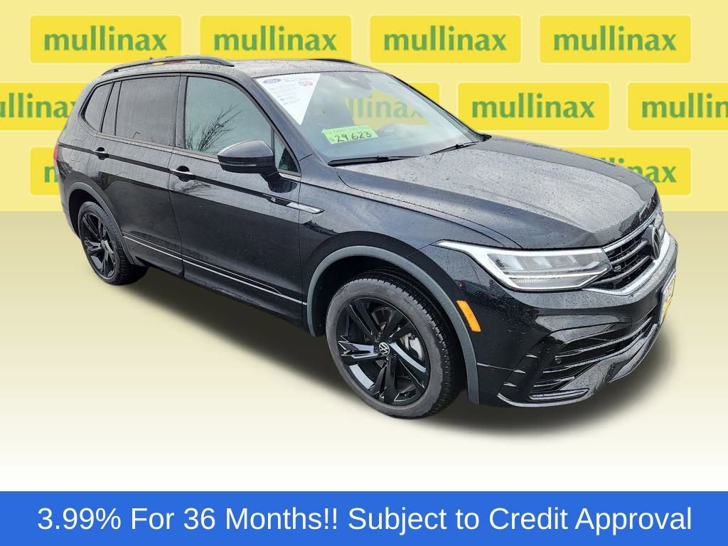Used 2024 Volkswagen Tiguan SE R-Line