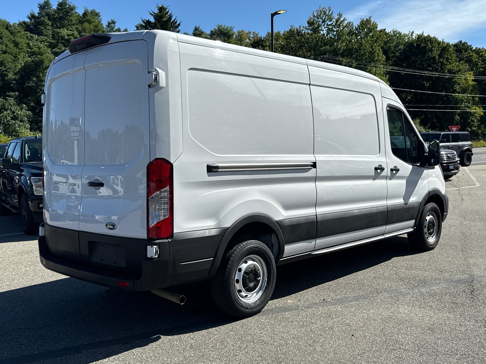 Certified 2025 Ford Transit 250 148 Medium Roof RWD image 4