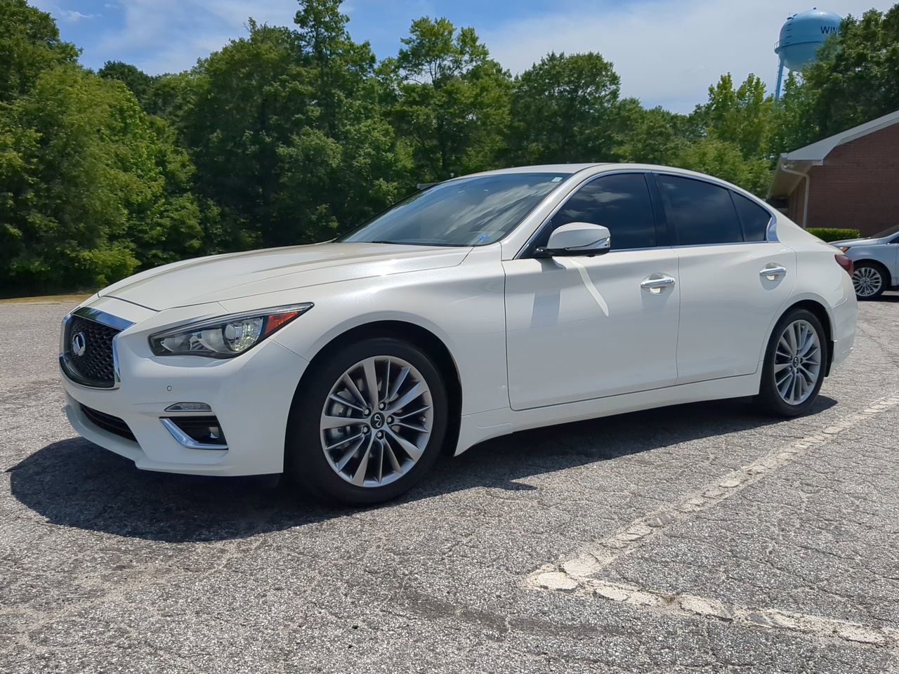 Used 2023 INFINITI Q50 Luxe w/ Cargo Package RWD image 6