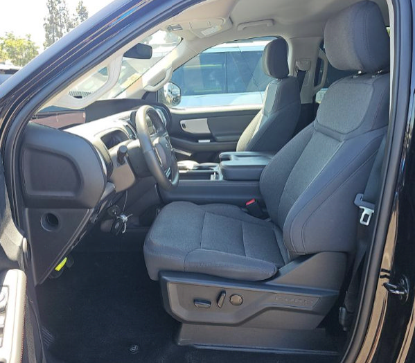 Certified 2025 Ford Expedition Max Active AWD/4WD image 7