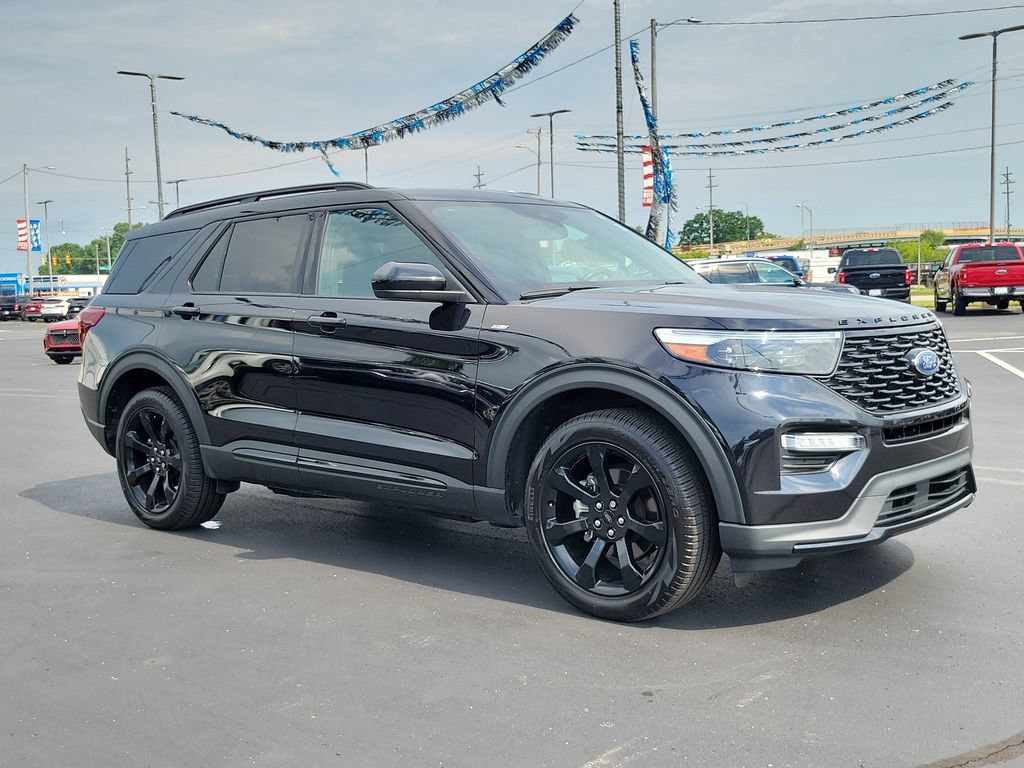 Certified 2024 Ford Explorer ST-Line w/ Class IV Trailer Tow Package AWD/4WD image 2