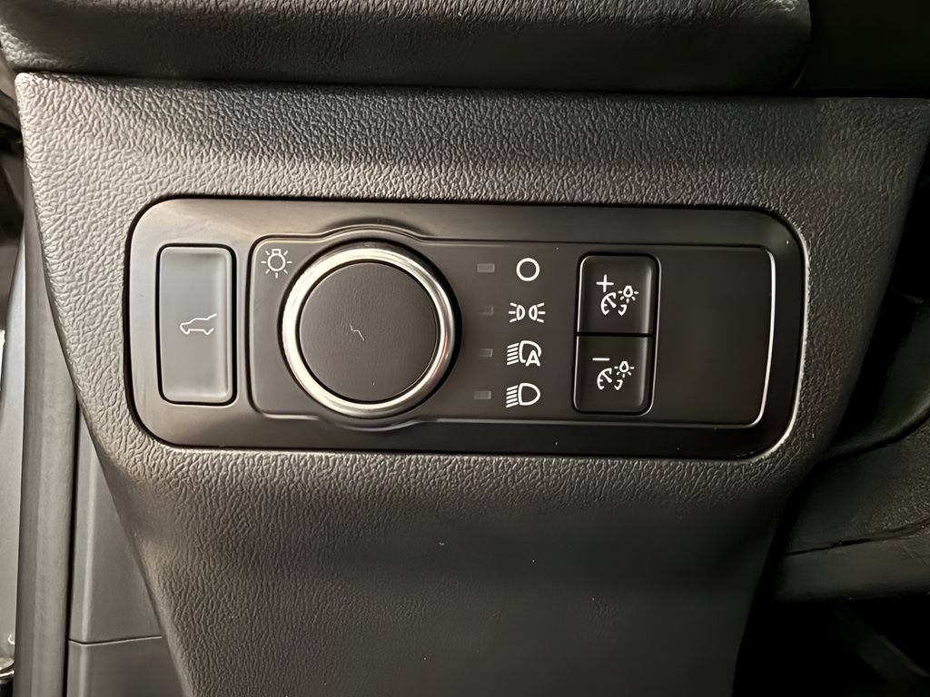 Certified 2024 Ford Escape ST-Line w/ Tech Pack #1 AWD/4WD image 17