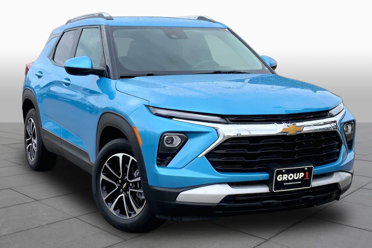 Used 2025 Chevrolet TrailBlazer LT FWD image 3