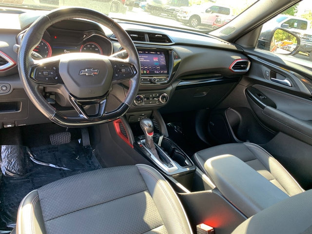 Used 2022 Chevrolet TrailBlazer RS w/ Technology Package AWD/4WD image 18