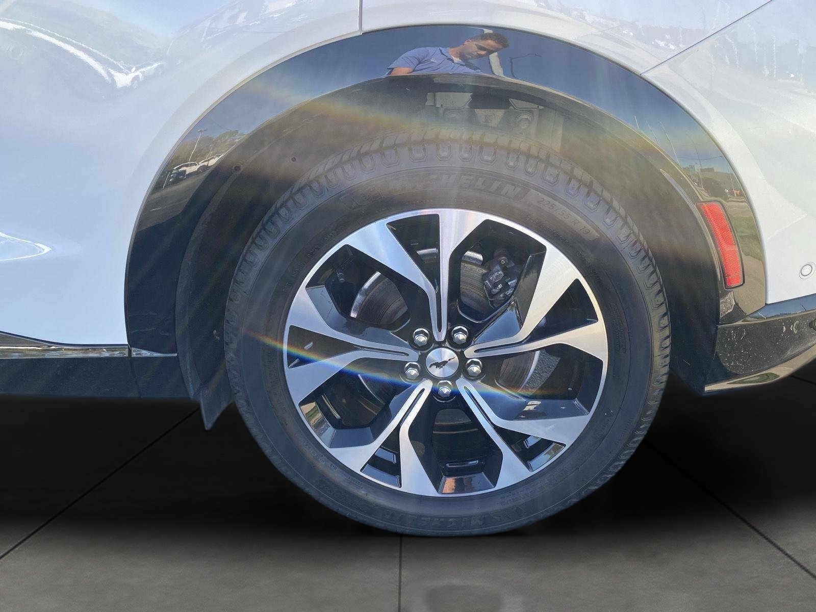Certified 2021 Ford Mustang Mach-E Premium AWD/4WD image 6