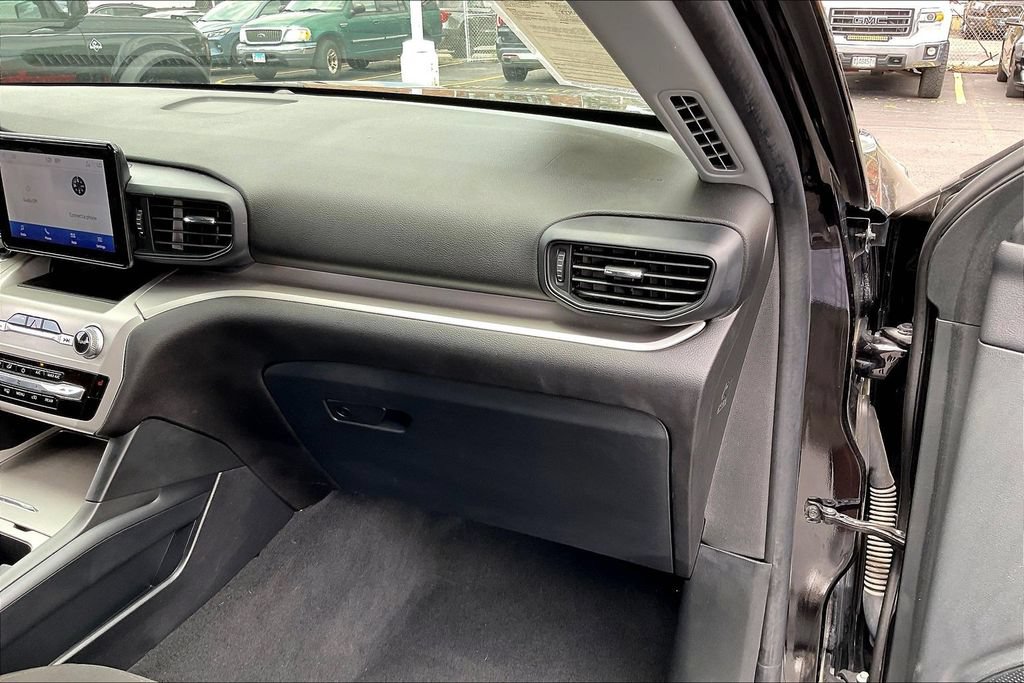 Certified 2022 Ford Explorer XLT AWD/4WD image 15