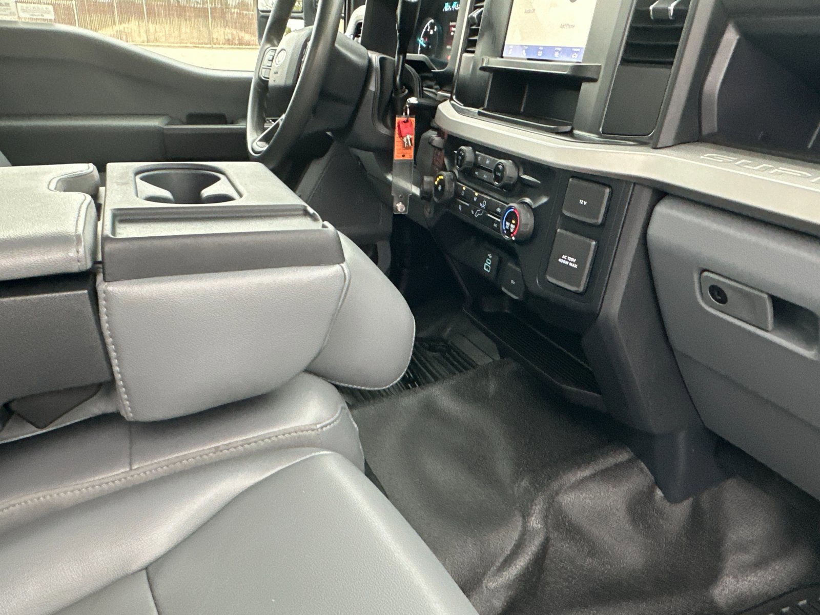 Certified 2024 Ford F550 2WD Regular Cab Super Duty image 15