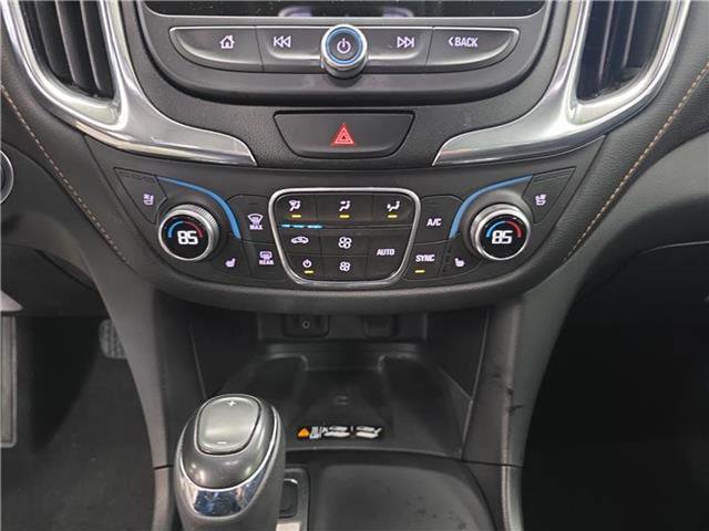 Used 2018 Chevrolet Equinox Premier image 11