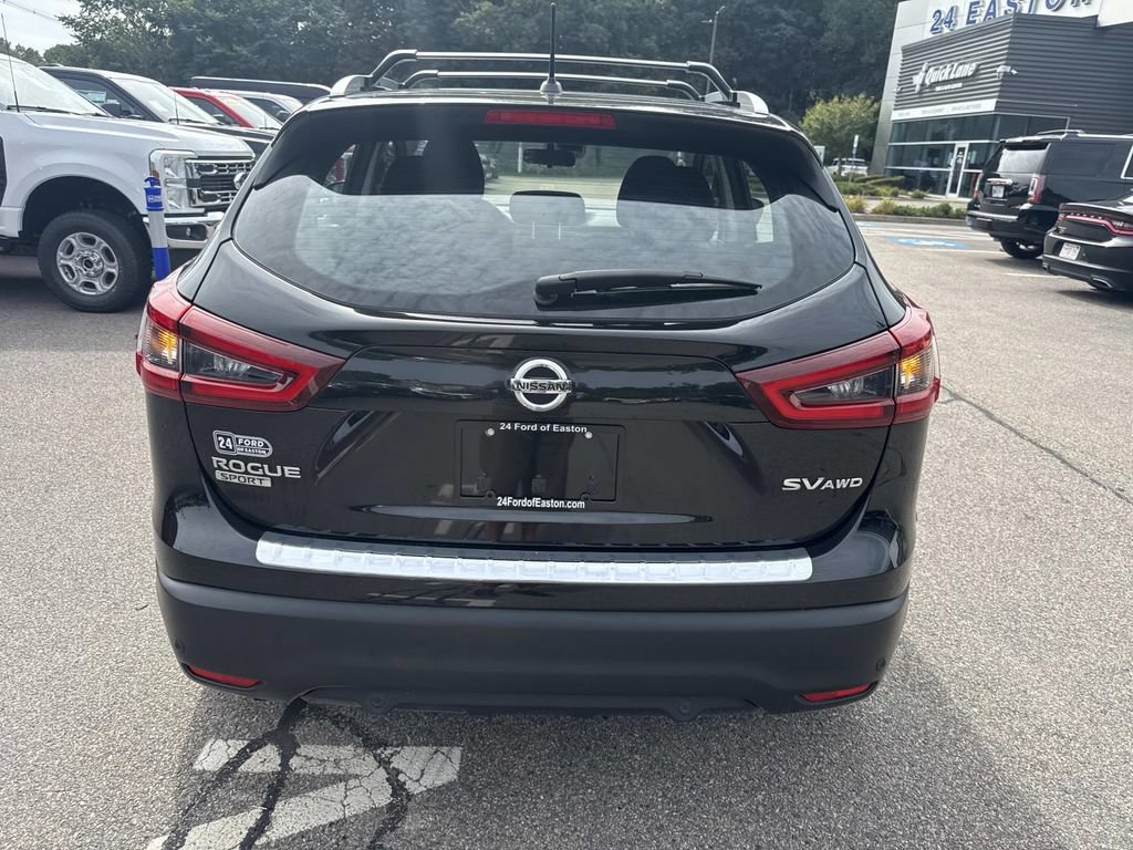 Used 2020 Nissan Rogue Sport SV w/ All-Weather Package AWD/4WD image 4