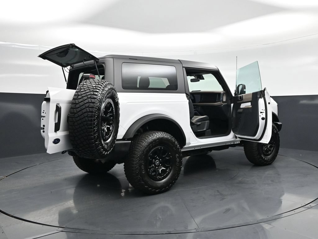 Certified 2023 Ford Bronco Wildtrak AWD/4WD image 5