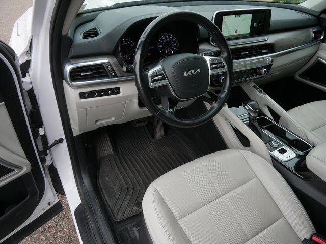 Used 2022 Kia Telluride EX w/ EX Premium Package AWD/4WD image 12