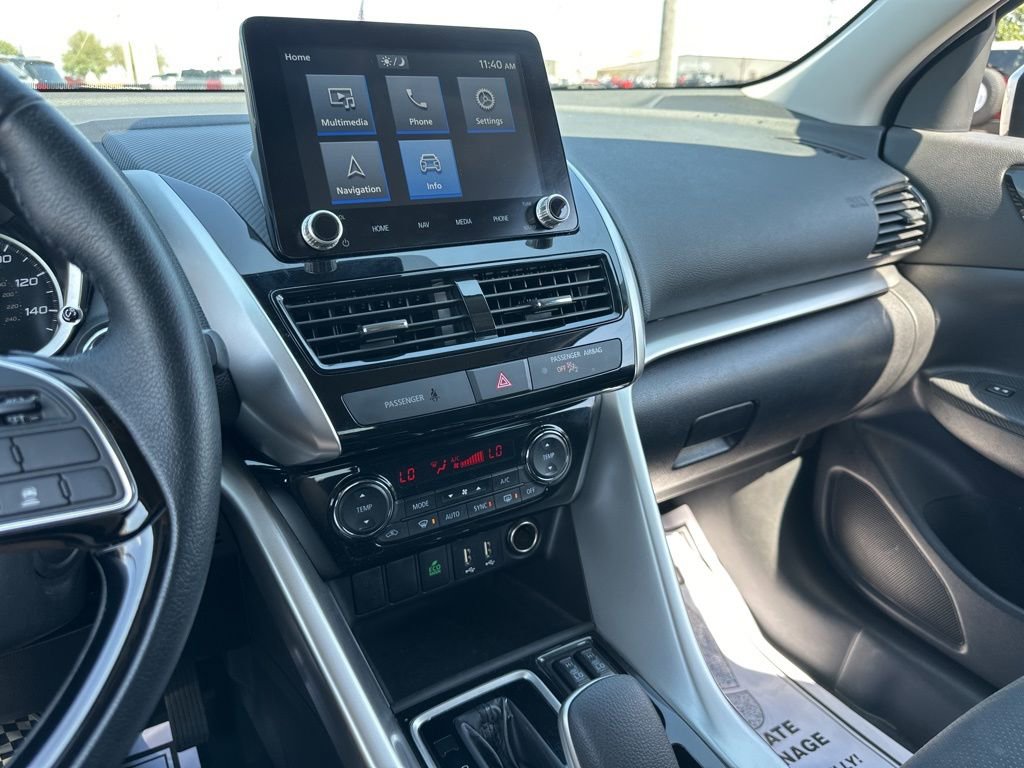 Used 2024 Mitsubishi Eclipse Cross SE image 32