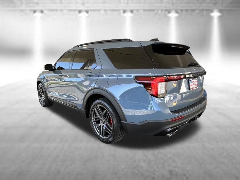 Certified 2025 Ford Explorer ST AWD/4WD image 7