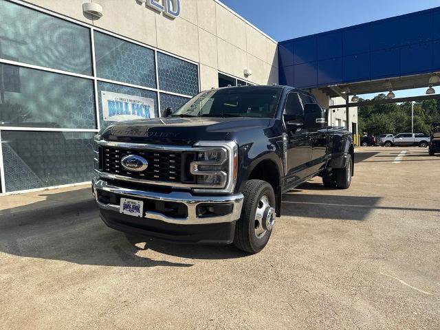 Certified 2024 Ford F350 Lariat w/ FX4 Off-Road Package AWD/4WD image 4