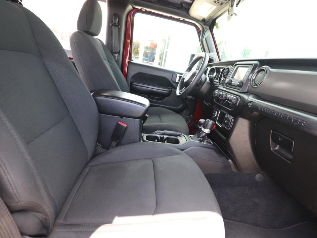 Used 2021 Jeep Wrangler Sport AWD/4WD image 12