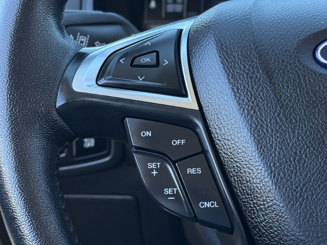 Certified 2023 Ford Edge Titanium AWD/4WD image 13