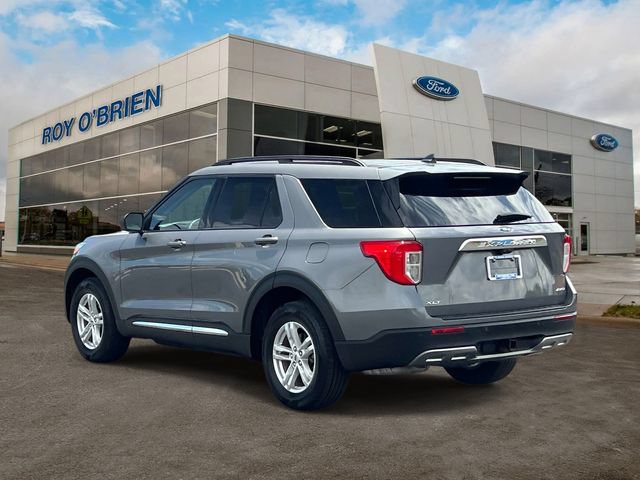 Certified 2024 Ford Explorer XLT w/ Equipment Group 202A AWD/4WD image 3