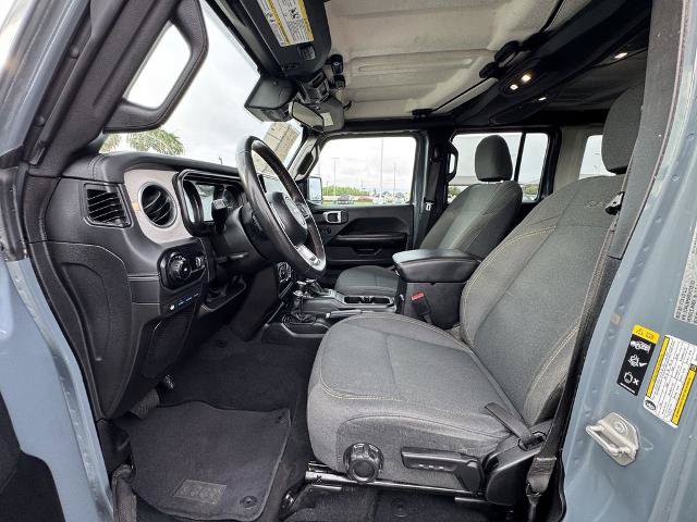 Used 2024 Jeep Wrangler Unlimited Sahara AWD/4WD image 14