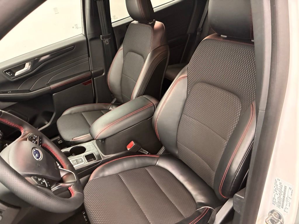 Certified 2025 Ford Escape ST-Line Elite w/ Tech Pack #2 image 20