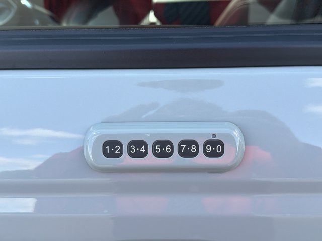 Certified 2023 Ford Bronco Outer Banks AWD/4WD image 9