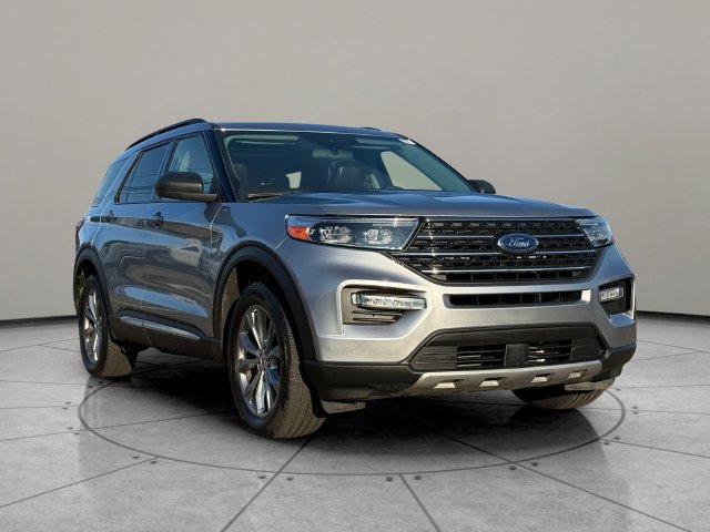 Certified 2022 Ford Explorer XLT w/ Equipment Group 202A AWD/4WD image 14