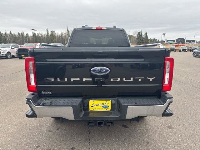 Certified 2023 Ford F250 XLT AWD/4WD image 3