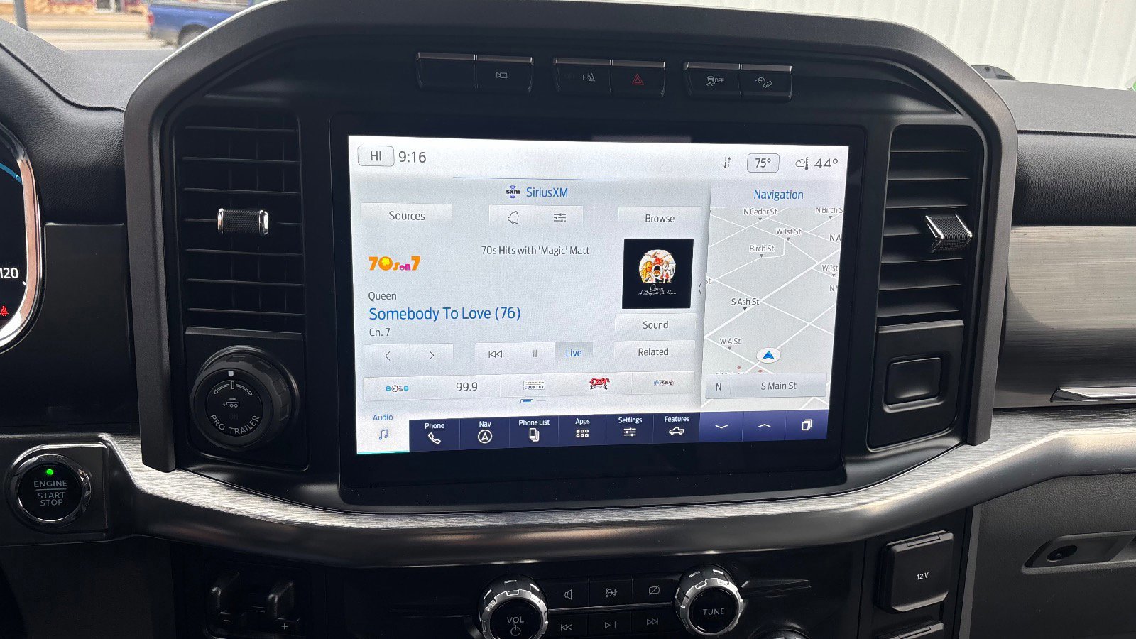 Certified 2022 Ford F150 Lariat w/ Equipment Group 502A High image 33