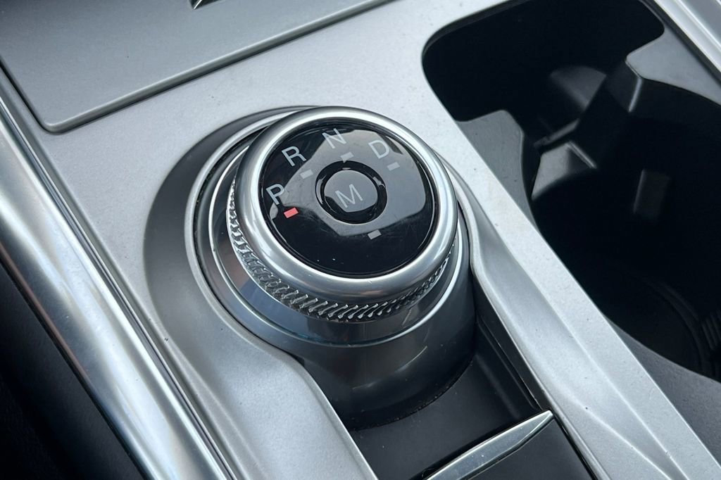 Certified 2020 Ford Explorer XLT w/ Equipment Group 202A image 24