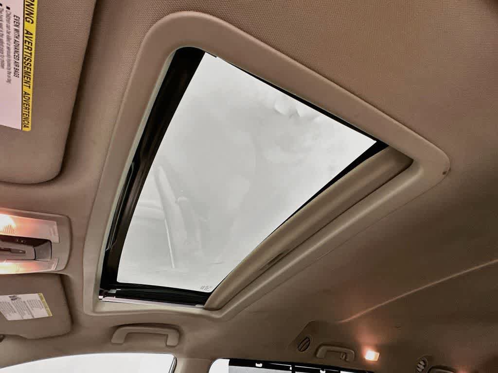 Used 2020 Toyota Sienna XLE w/ XLE Navigation Package FWD image 29