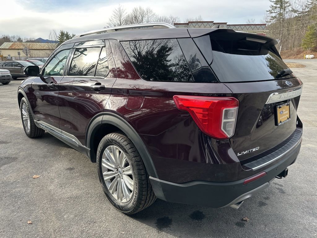 Certified 2023 Ford Explorer Limited w/ Limited Technology Package image 3