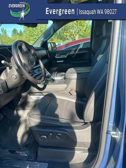 Used 2024 GMC Sierra 1500 Denali AWD/4WD image 1