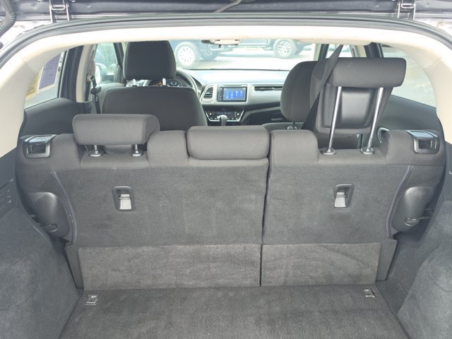 Used 2018 Honda HR-V EX image 10