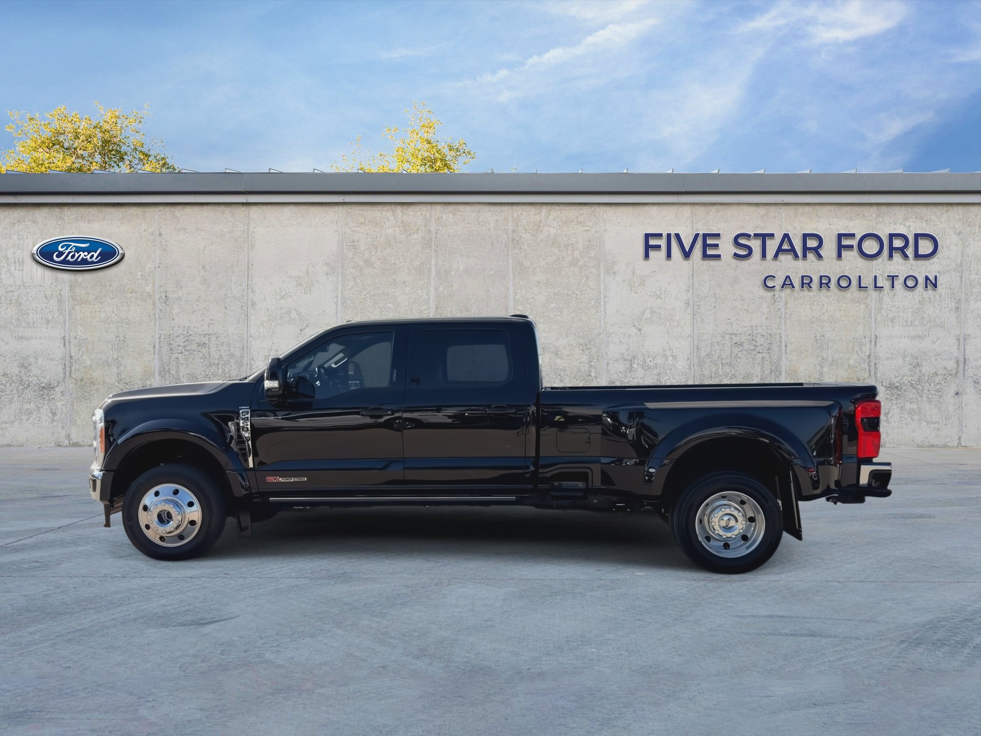 Certified 2023 Ford F450 Lariat w/ Lariat Ultimate Package AWD/4WD image 5