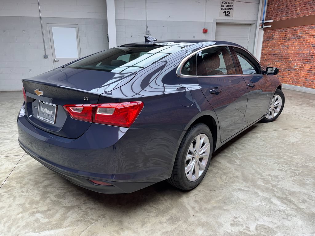 Used 2025 Chevrolet Malibu LT FWD image 5