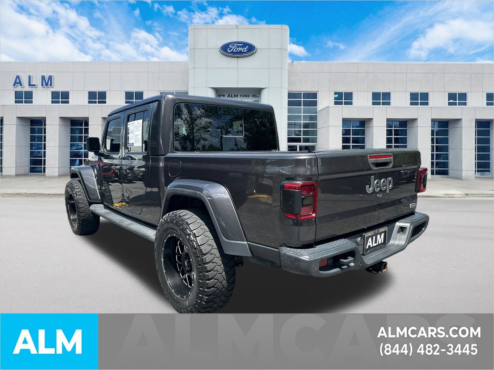 Used 2020 Jeep Gladiator Overland AWD/4WD image 8