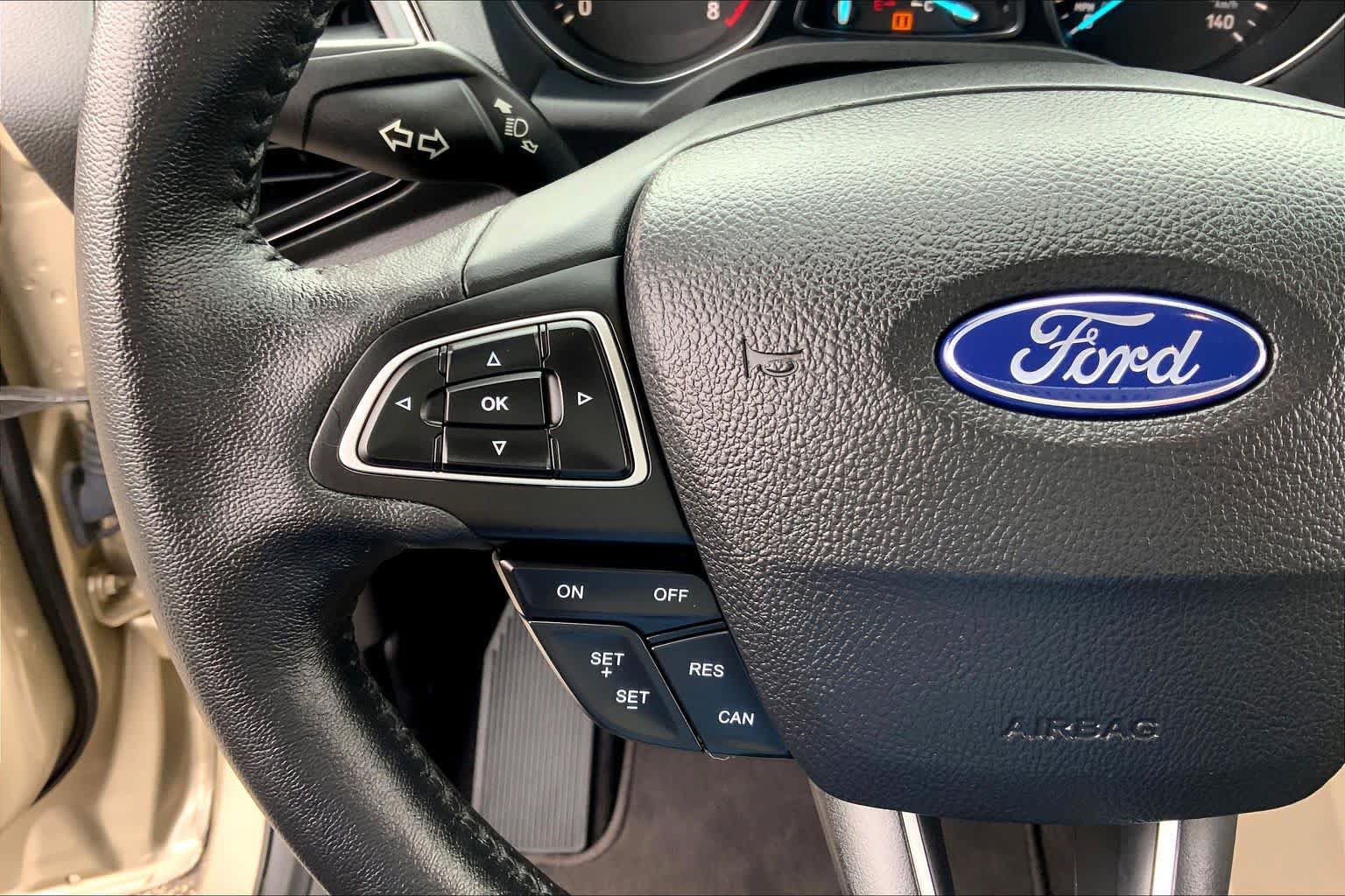 Certified 2018 Ford Escape SE w/ Ford Safe & Smart Package AWD/4WD image 20